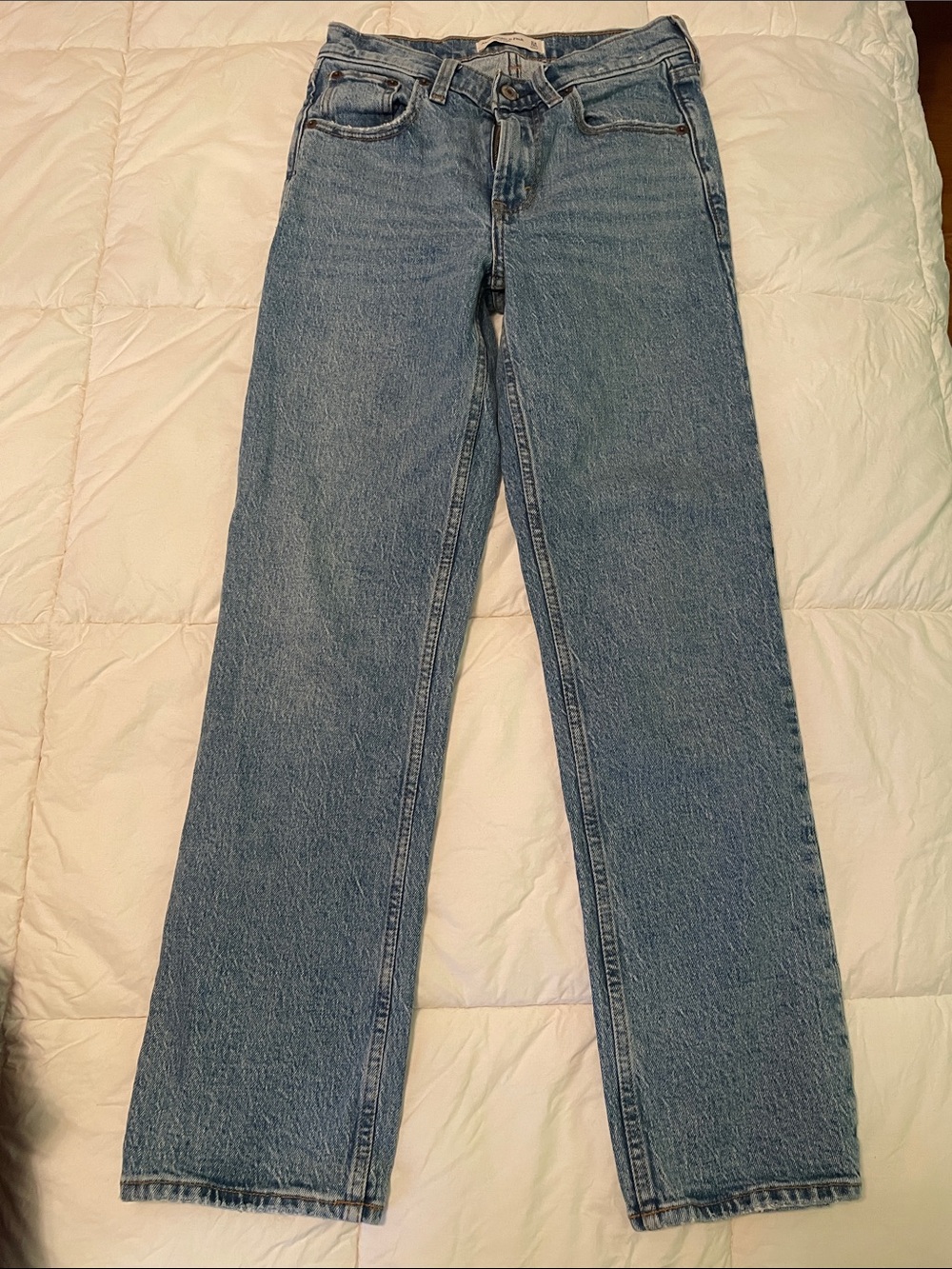 Abercrombie & Fitch Women’s Straight Leg Jeans — Light Blue Wash